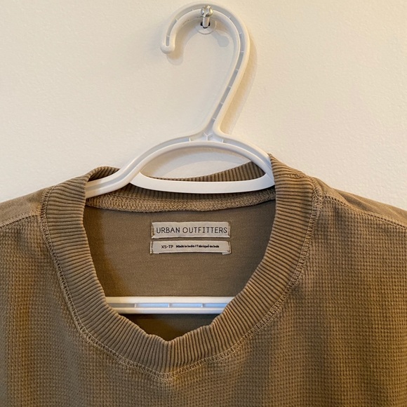 long sleeve from urban outfitters vintage look - Picture 2 of 2